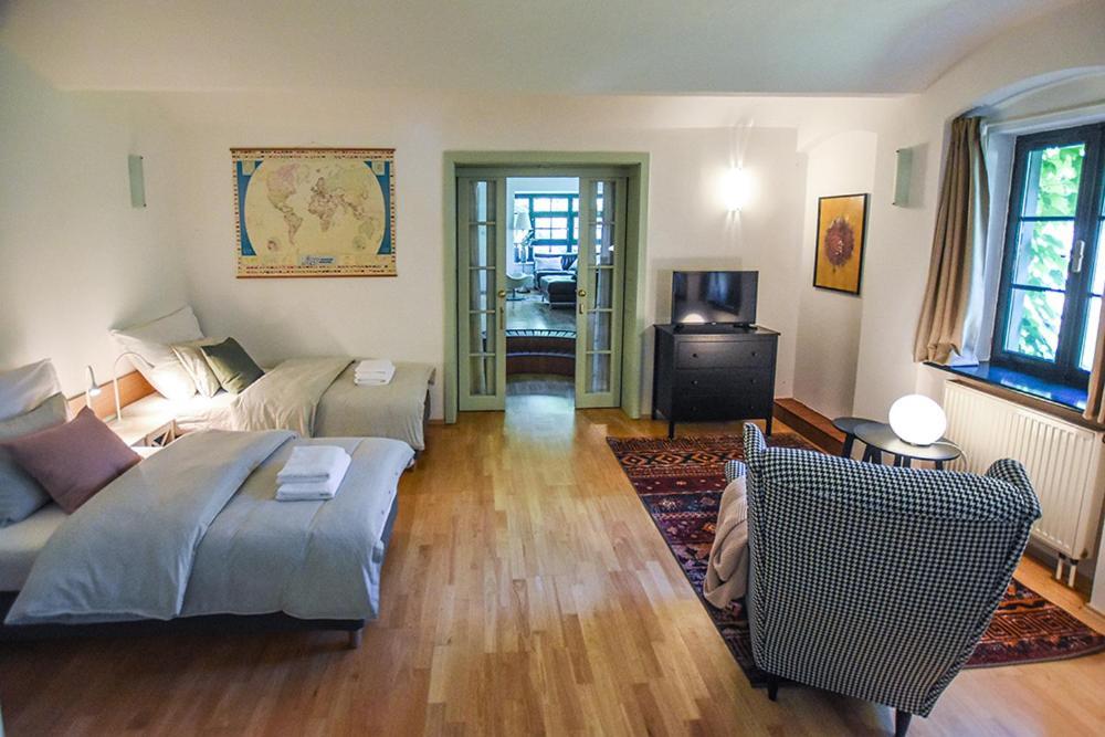 Apartmán Dům v zahradě Písek Exteriér fotografie
